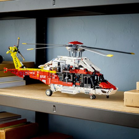 42145 LEGO® Technic „Airbus H175“ gelbėjimo sraigtasparnis 42145