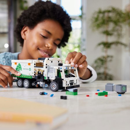 42167 LEGO® Technic Šiukšliavežė „Mack® Lr Electric“ 